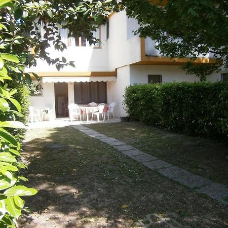 Holiday Home In Bibione 24579 Buitenkant foto