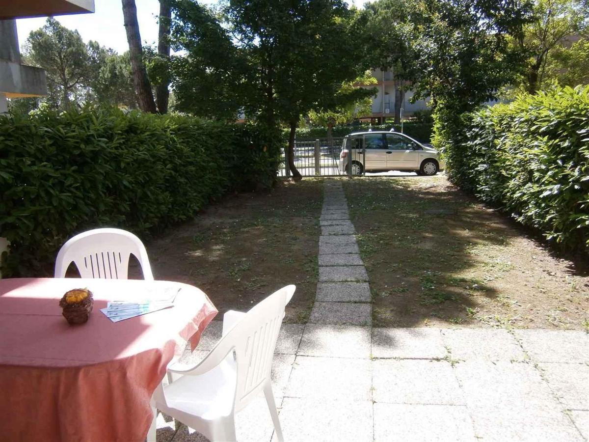 Holiday Home In Bibione 24579 Buitenkant foto
