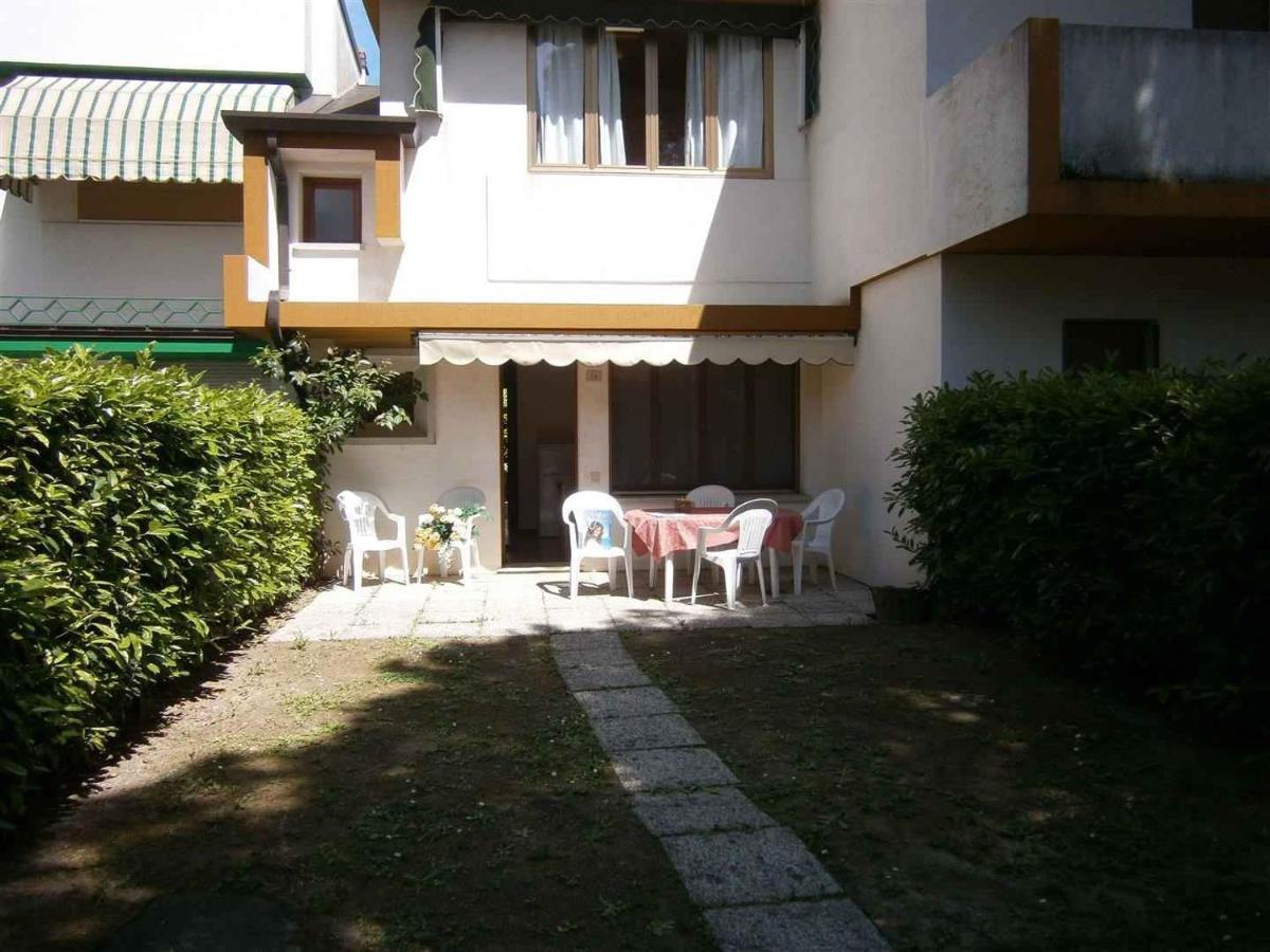 Holiday Home In Bibione 24579 Buitenkant foto
